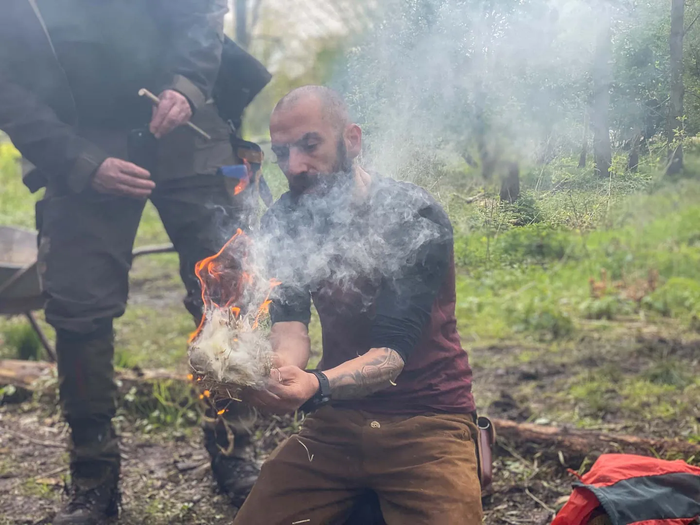 Feuer in der Hand.